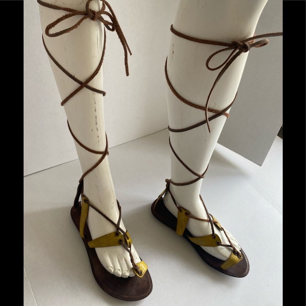 Chocolat Blu Gladiator Sandals Brown Yellow Neutral Leather Festival Sz 9 Tie Up